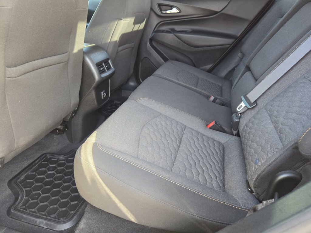 Used 2021 Chevrolet Equinox LT AWD/4WD image 25