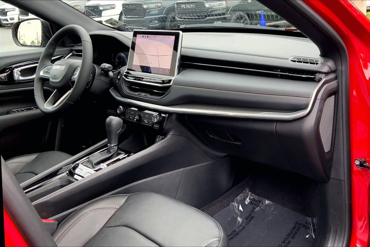 Used 2024 Jeep Compass Limited AWD/4WD image 14