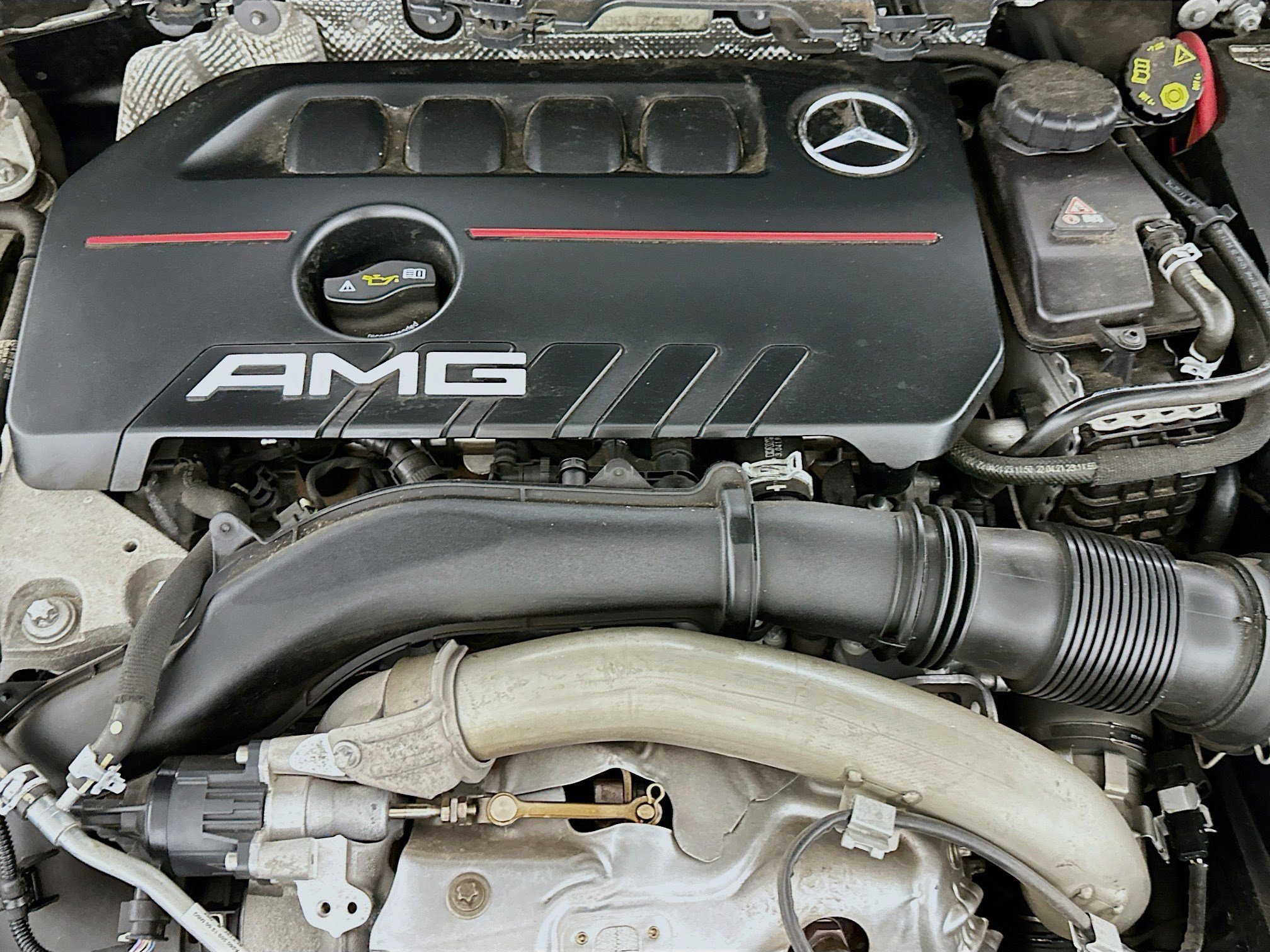 Used 2022 Mercedes-Benz GLA 35 AMG 4MATIC w/ AMG Aerodynamic Package image 33