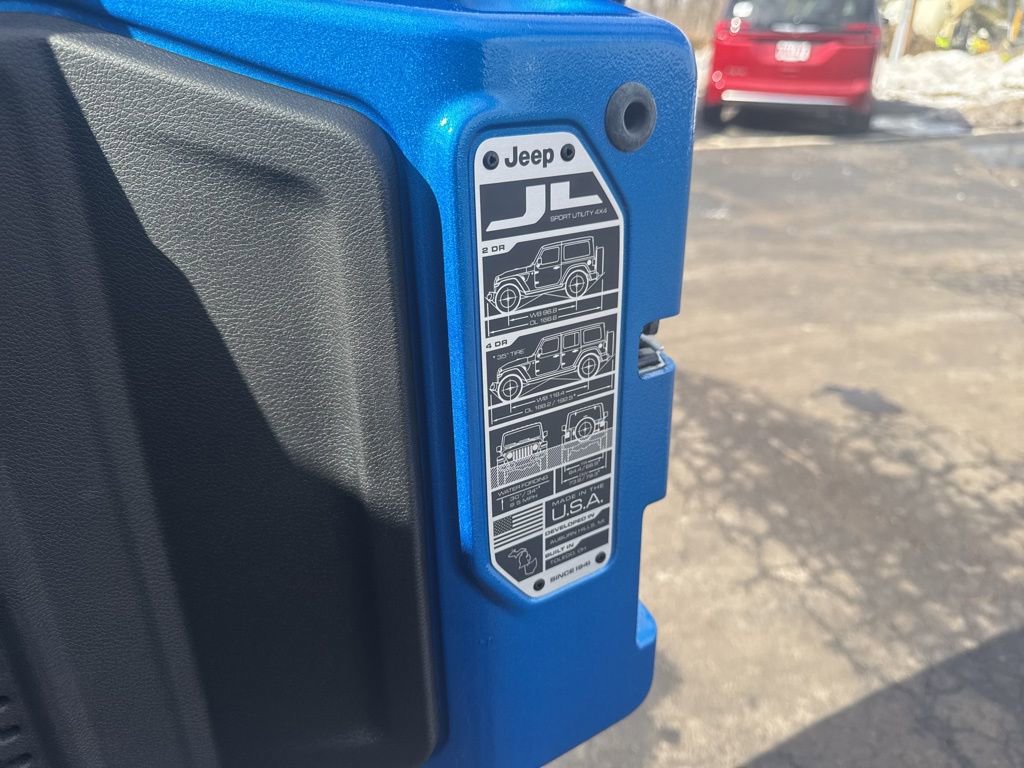 New 2025 Jeep Wrangler Willys image 39