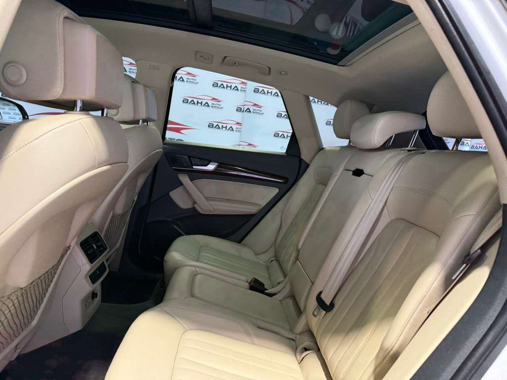 Used 2020 Audi Q5 2.0T Premium Plus w/ Premium Plus Package AWD/4WD image 37