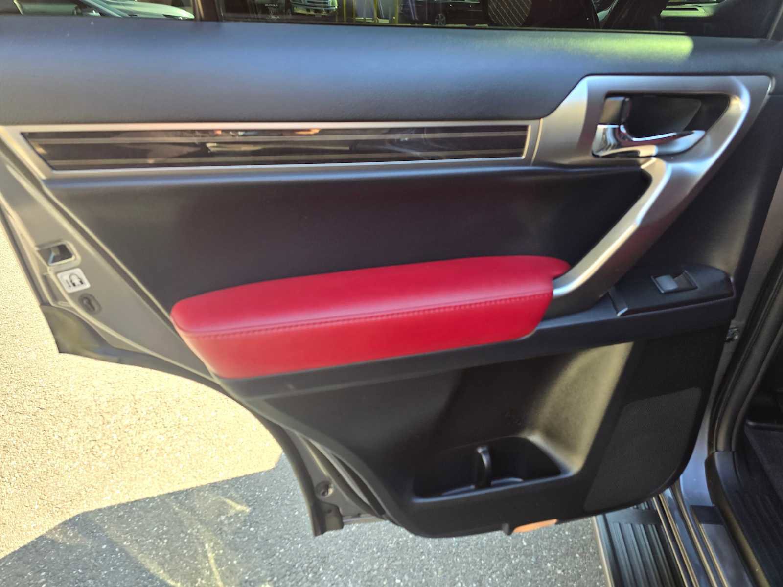 Used 2022 Lexus GX 460 Premium w/ Premium Package image 19