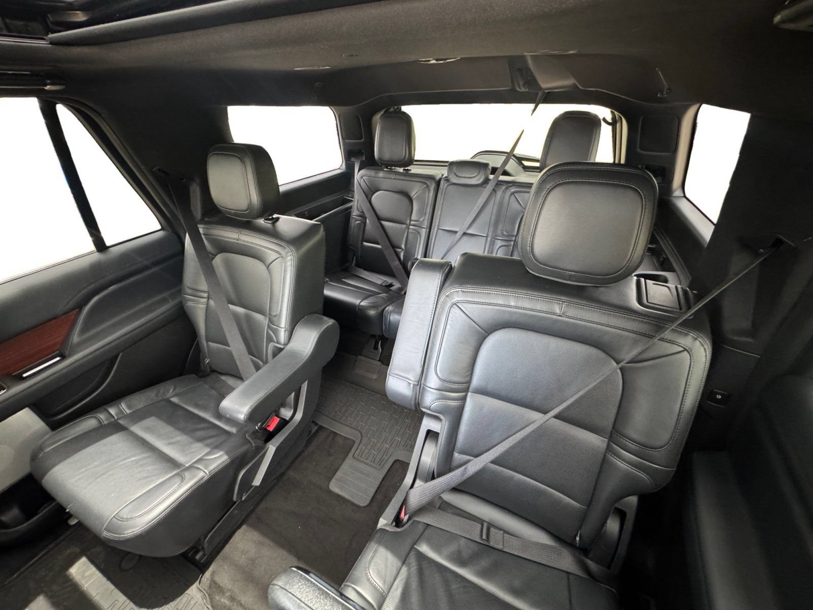 Used 2023 Lincoln Navigator Reserve AWD/4WD image 15