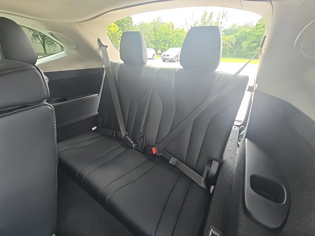 New 2026 Acura MDX w/ Technology Package FWD image 32