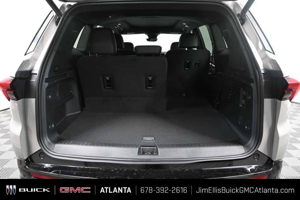 New 2026 Buick Enclave Sport Touring w/ Power Package FWD image 32