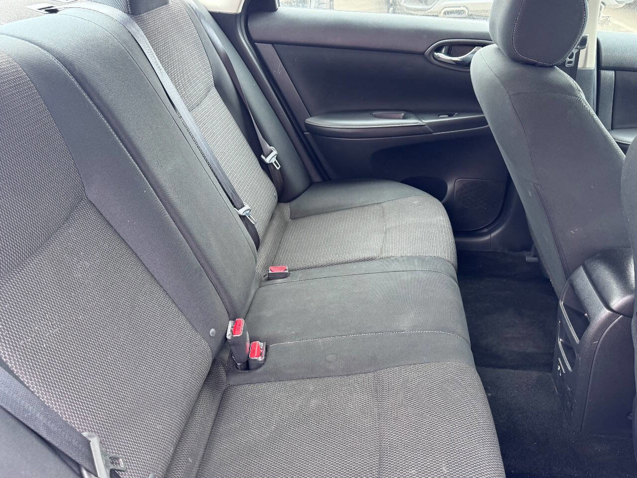 Used 2019 Nissan Sentra S FWD image 7