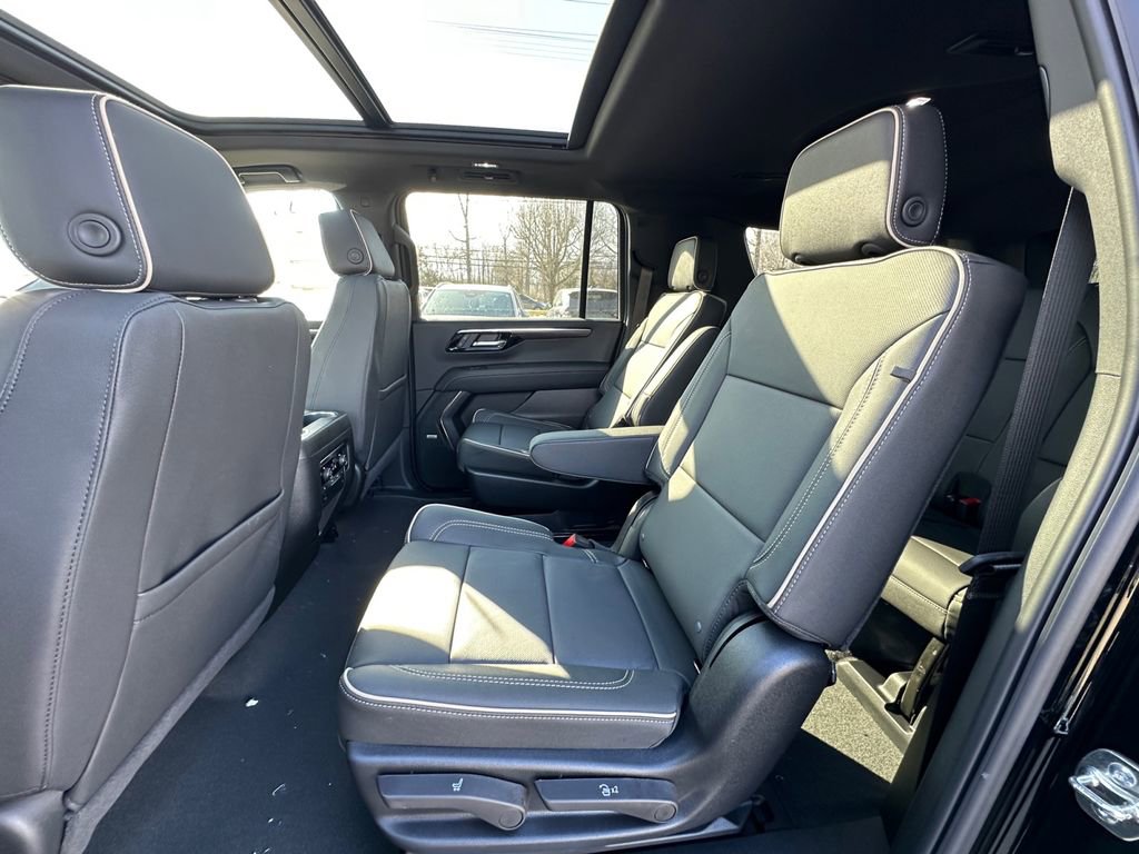 New 2026 Chevrolet Suburban Premier w/ Sun And Tow Package image 21