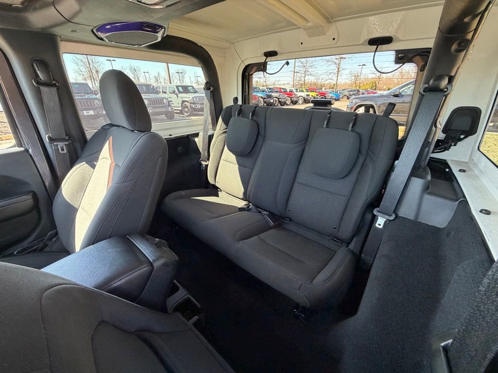 Used 2020 Jeep Wrangler Sport image 17