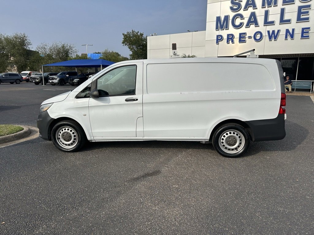 Used 2016 Mercedes-Benz Metris image 3