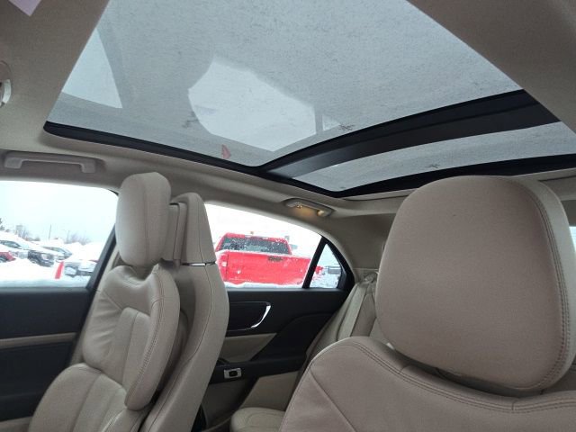 Used 2020 Lincoln Continental Reserve image 18