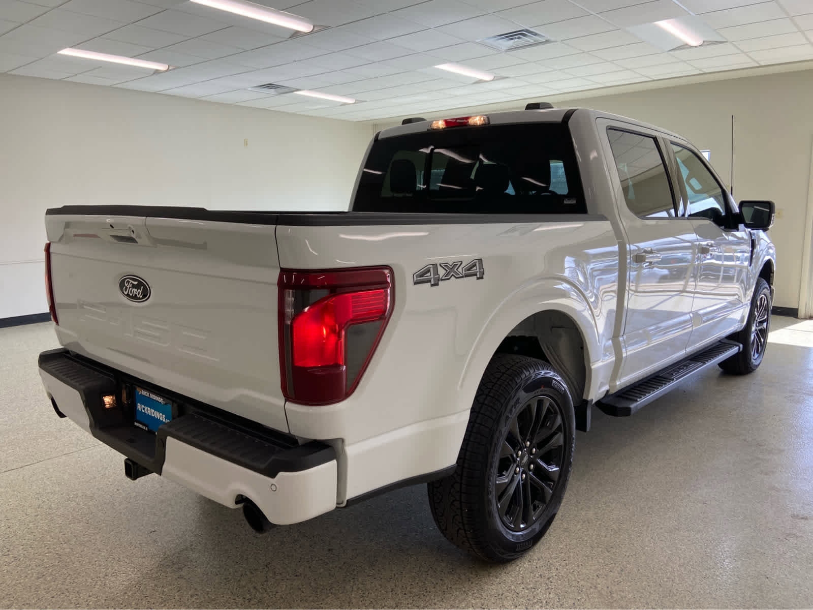 New 2026 Ford F150 XLT w/ Equipment Group 302A MID image 5