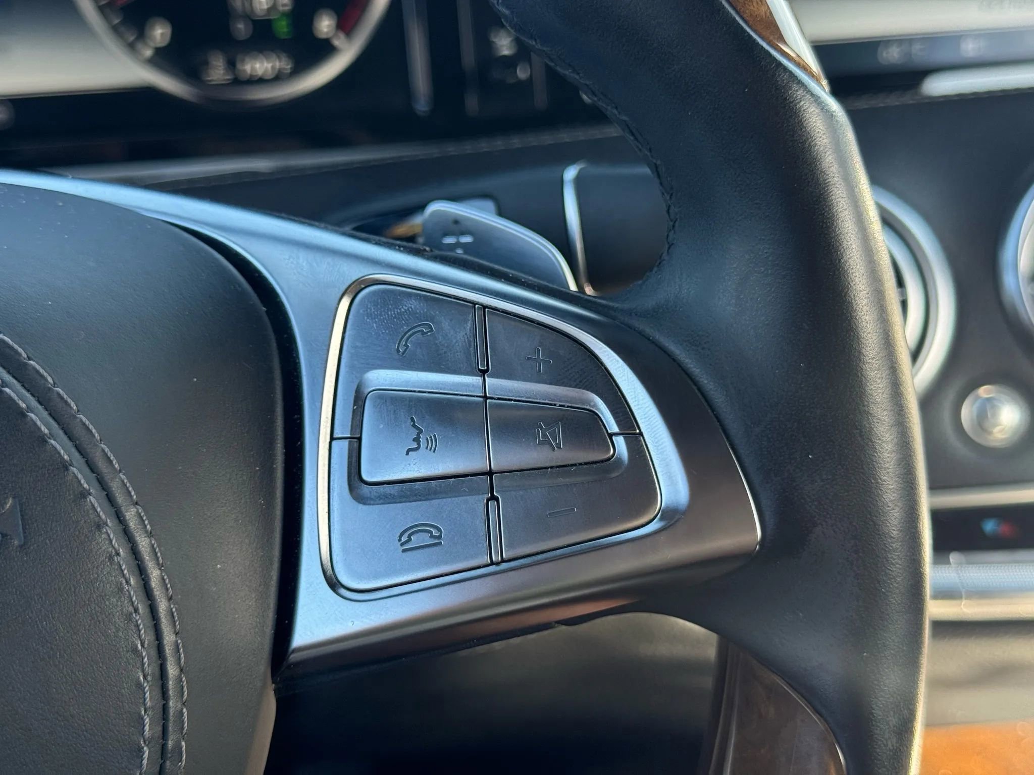 Used 2015 Mercedes-Benz S 550 4MATIC Coupe image 36