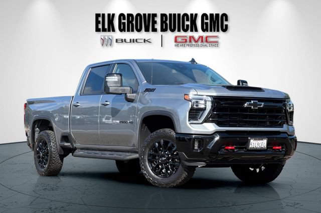 Used 2025 Chevrolet Silverado 2500 LT w/ Trail Boss Package AWD/4WD image 2