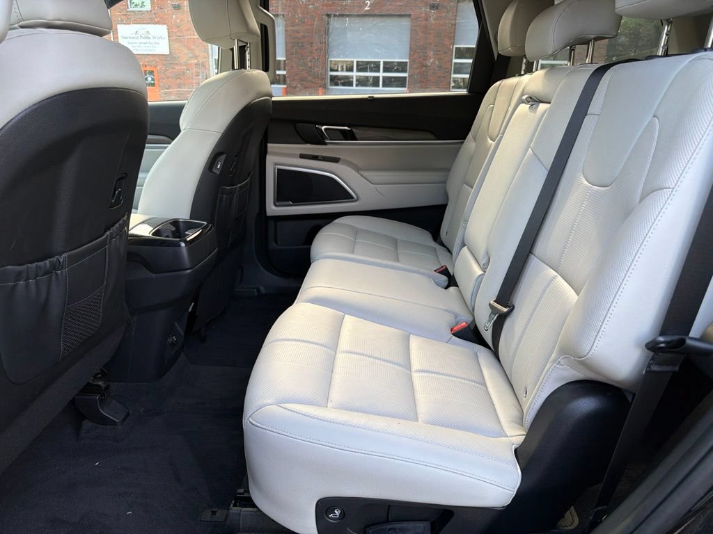 Certified 2021 Kia Telluride EX w/ Towing Package AWD/4WD image 29