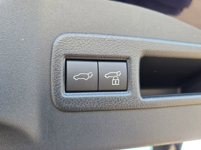 New 2026 Subaru Solterra image 12