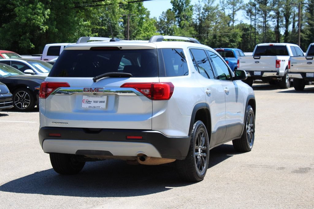 Used 2018 GMC Acadia SLT w/ LPO, Floor Liner Package FWD image 8