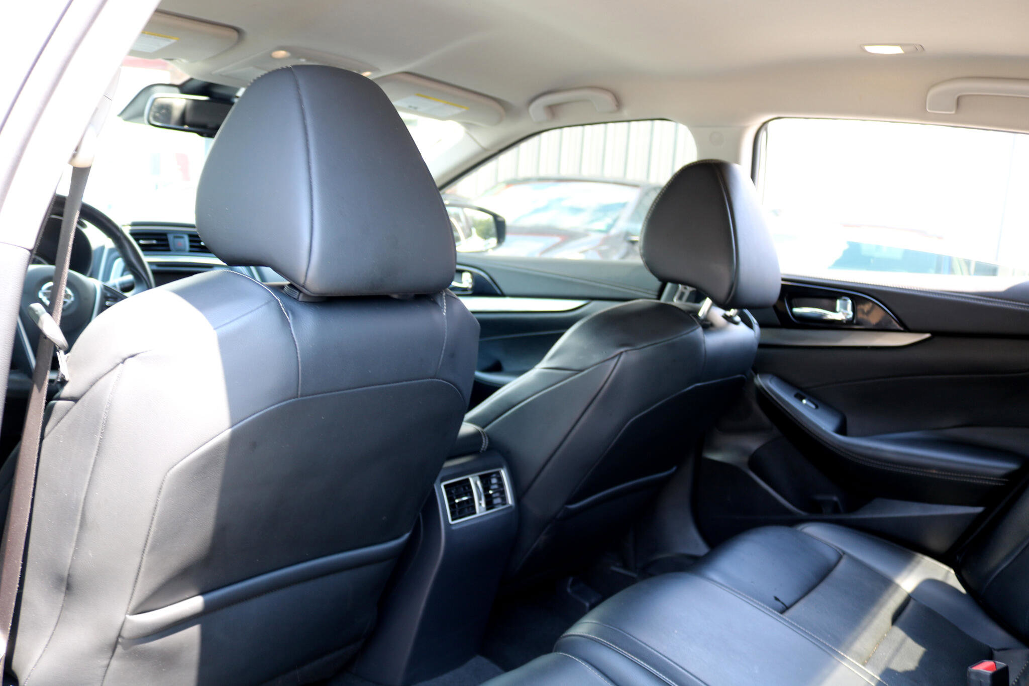 Used 2022 Nissan Maxima SV w/ Floor Mat Group image 28