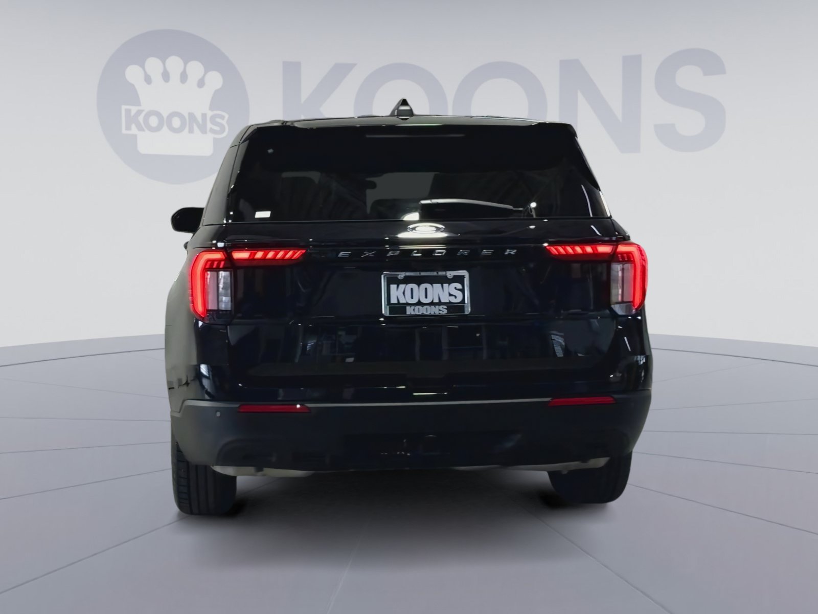 Used 2026 Ford Explorer Active RWD image 10