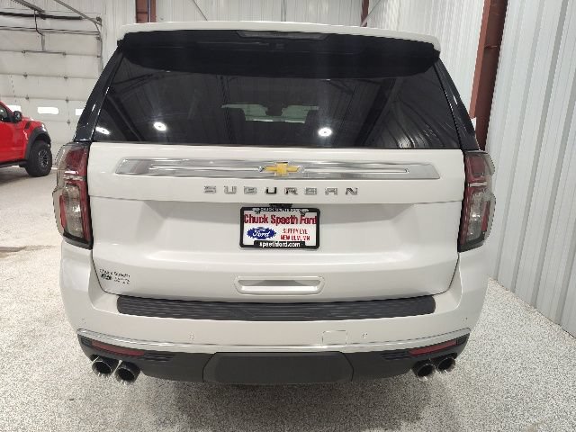 Used 2023 Chevrolet Suburban High Country AWD/4WD image 7