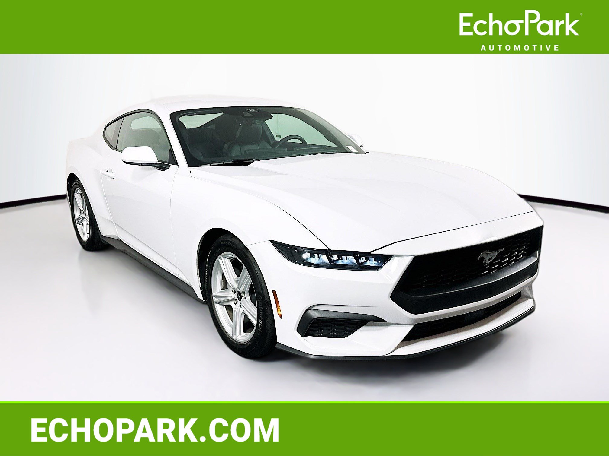 Used 2026 Ford Mustang Premium RWD image 1