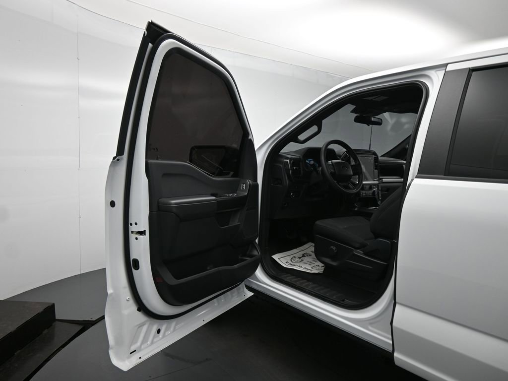 Certified 2025 Ford F150 STX w/ STX Black Appearance Package image 9