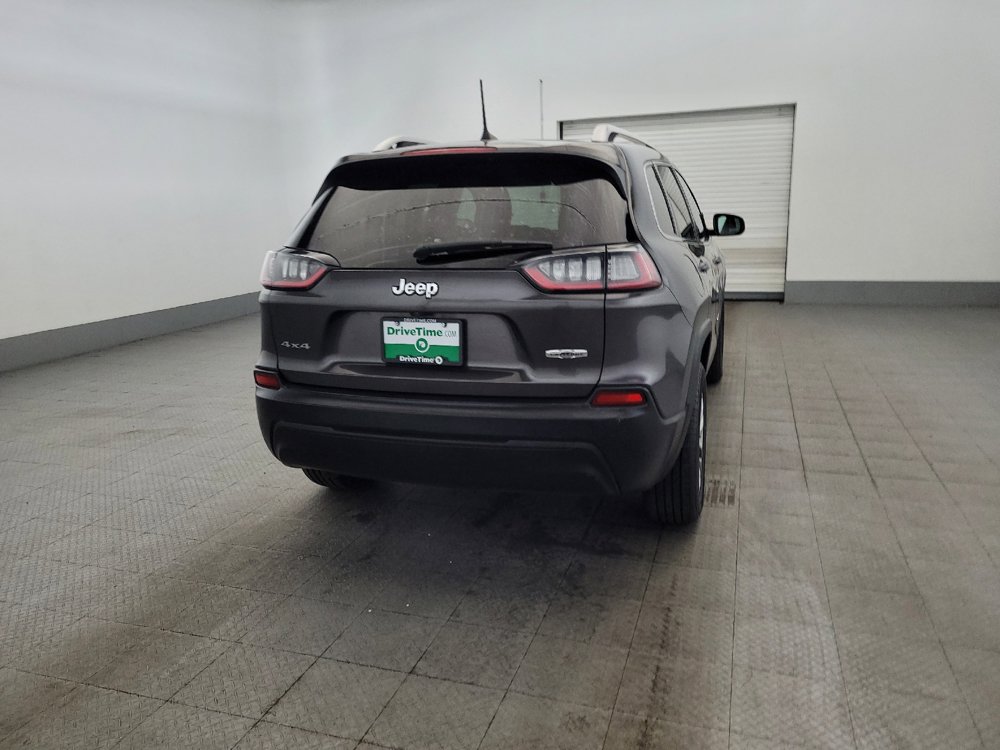 Used 2019 Jeep Cherokee Latitude Plus AWD/4WD image 7
