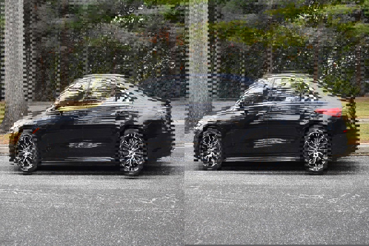 Used 2021 Mercedes-Benz S 580 4MATIC w/ AMG Line image 4