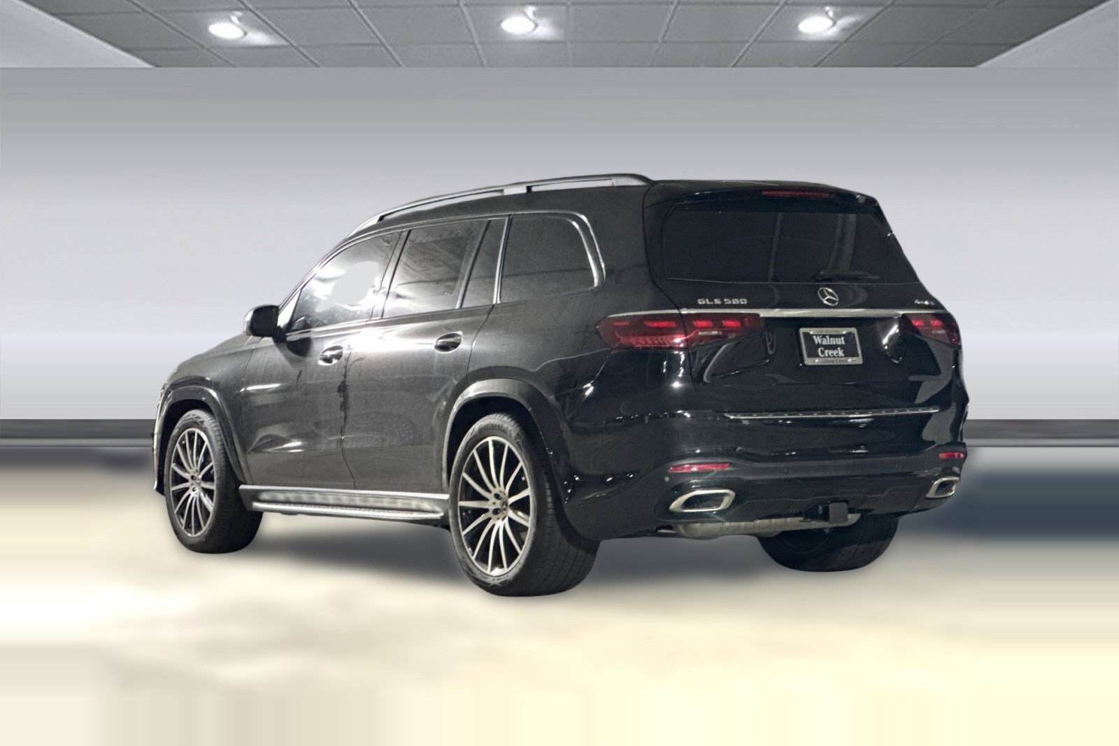 New 2025 Mercedes-Benz GLS 580 4MATIC image 3
