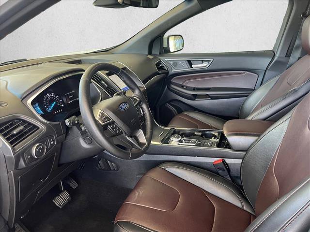 Used 2020 Ford Edge Titanium w/ Equipment Group 301A AWD/4WD image 11