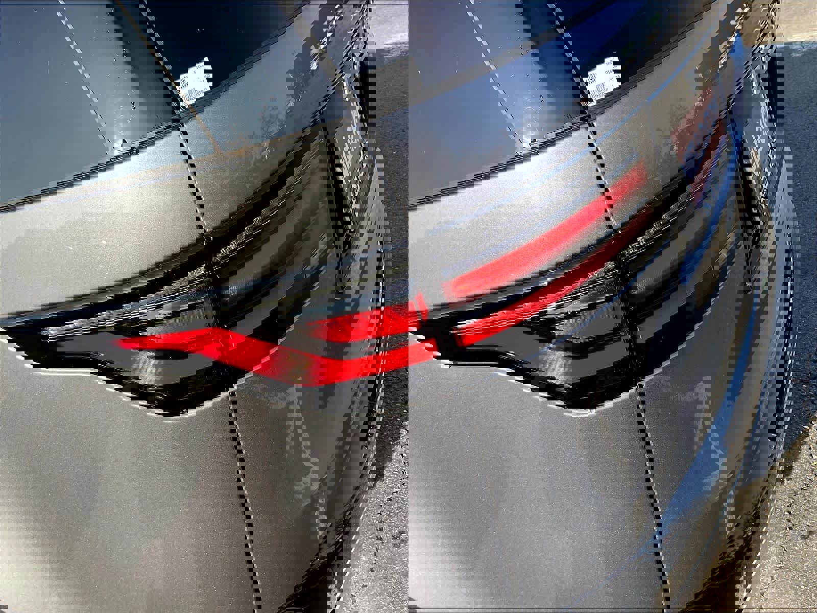 New 2025 Land Rover Discovery Metropolitan Edition image 25