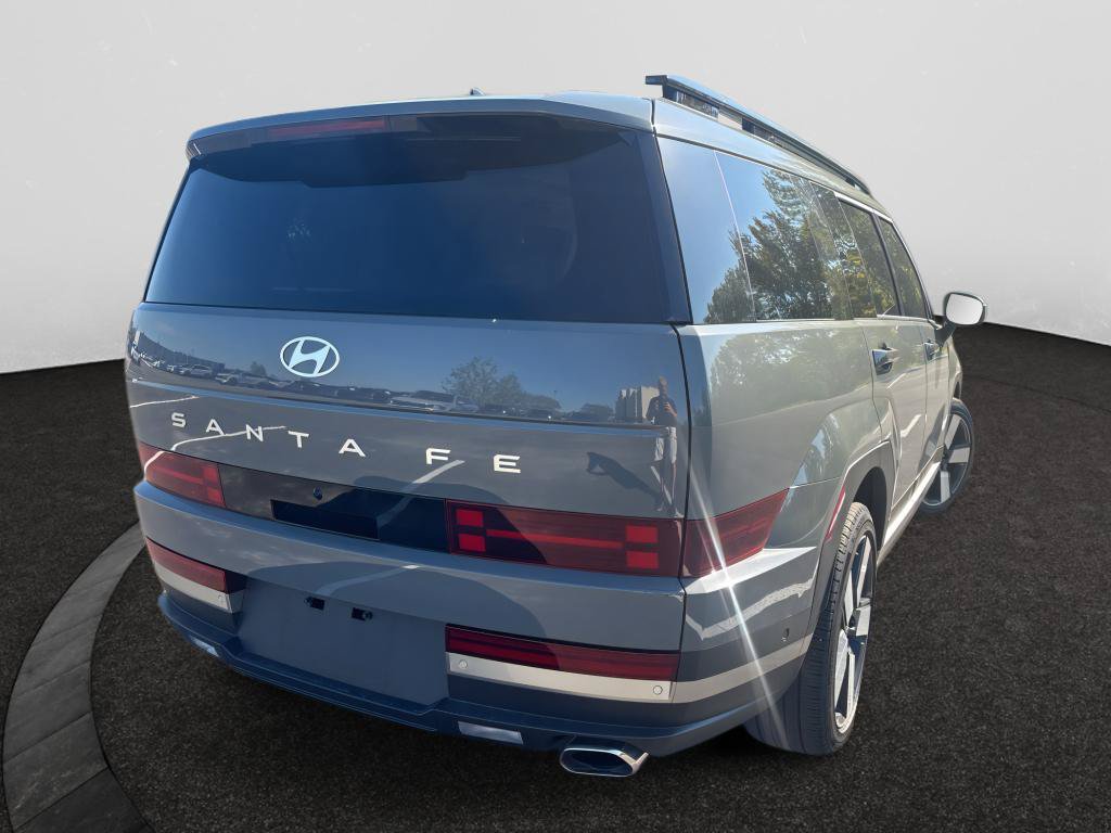 Used 2024 Hyundai Santa Fe Limited FWD image 5