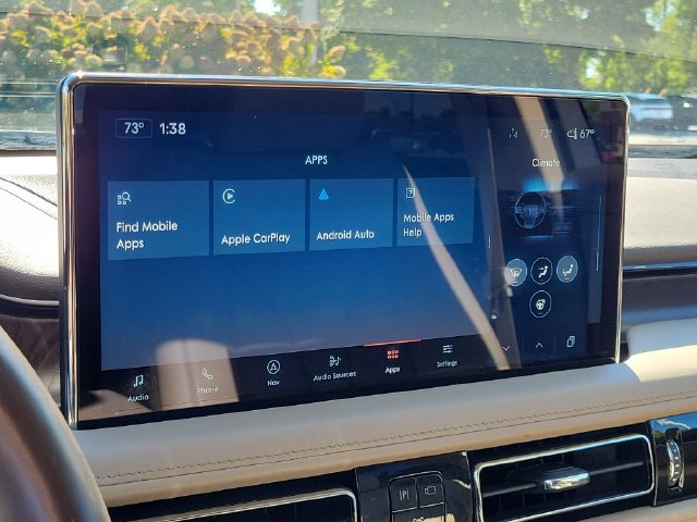 Used 2023 Lincoln Nautilus Reserve AWD/4WD image 18