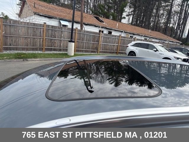 Used 2024 MAZDA CX-30 AWD 2.5 S w/ Preferred Package image 2