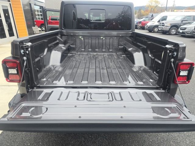 New 2026 Jeep Gladiator Willys image 29