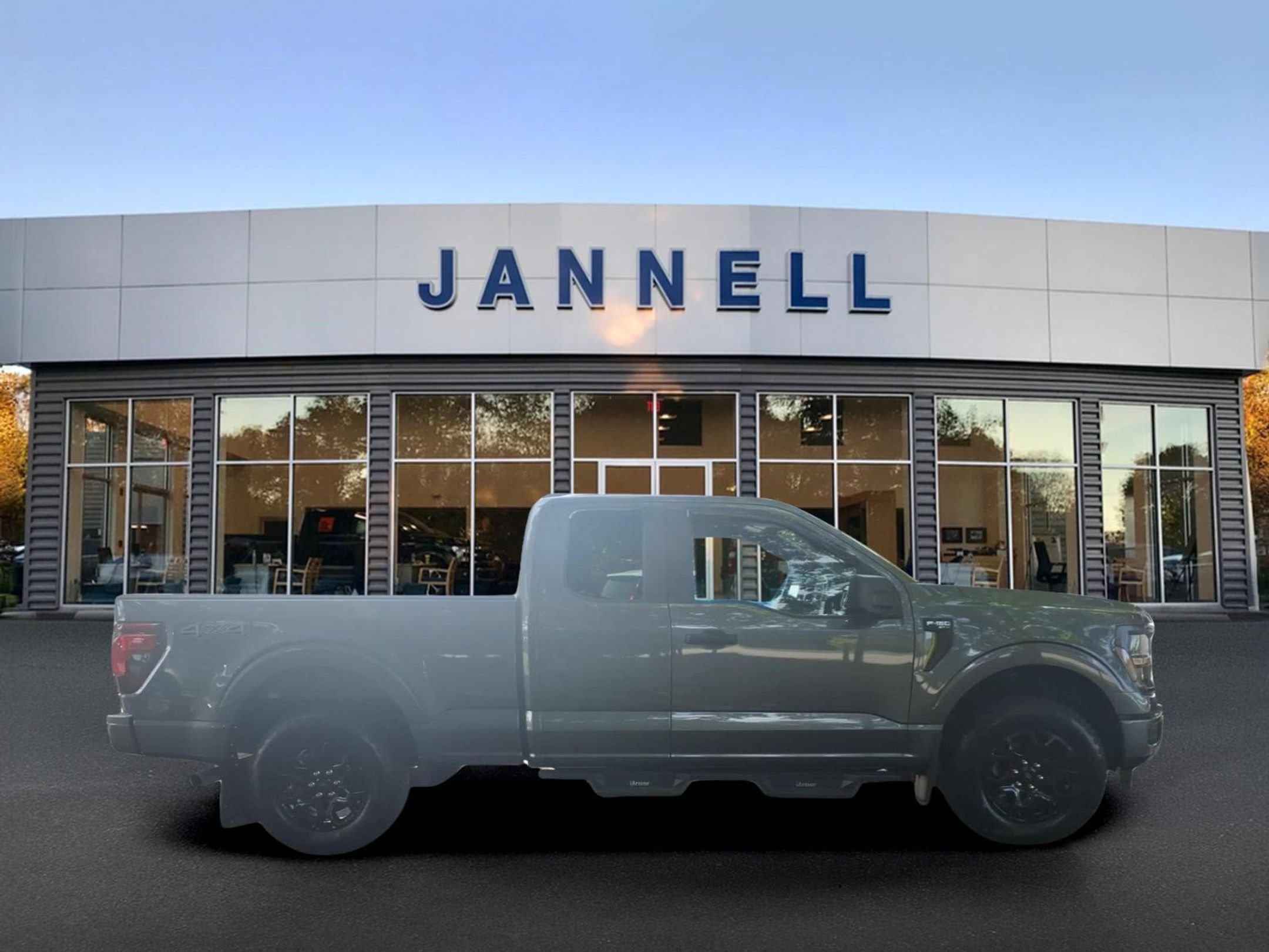 Used 2025 Ford F150 STX AWD/4WD image 4