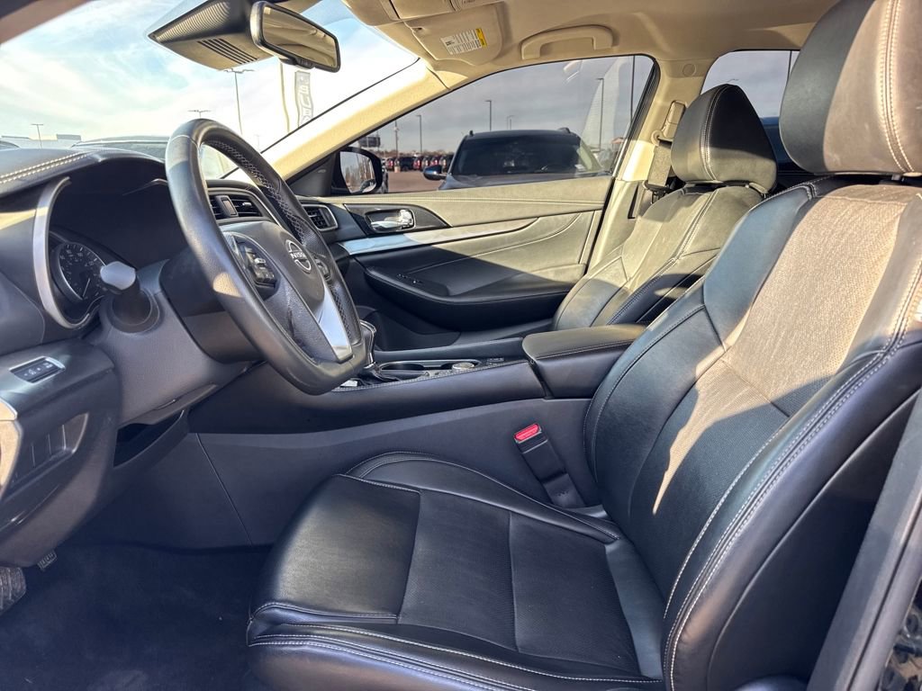 Used 2023 Nissan Maxima SV w/ Floor Mat Group image 13