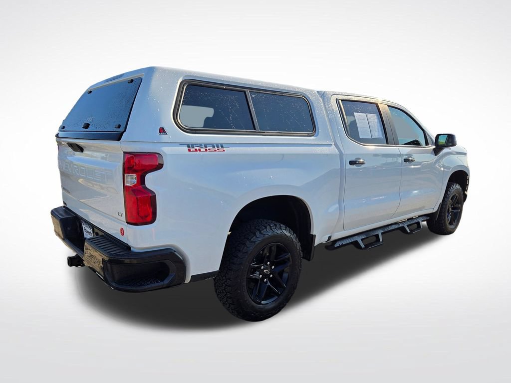 Used 2019 Chevrolet Silverado 1500 LT Trail Boss AWD/4WD image 3