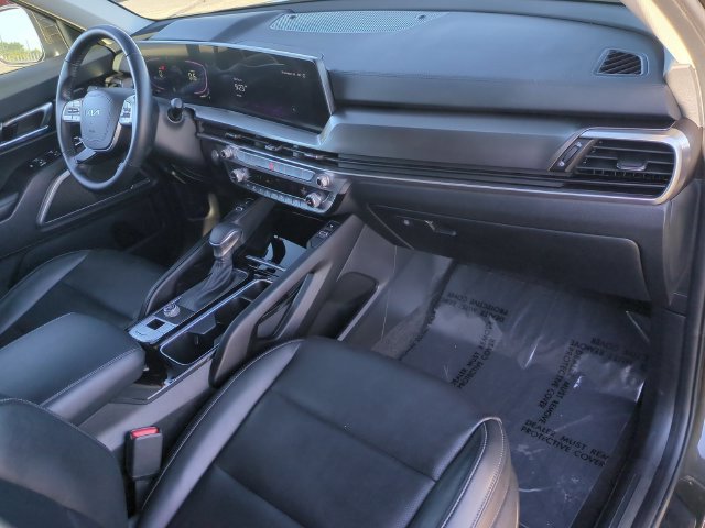 Used 2025 Kia Telluride S FWD image 37