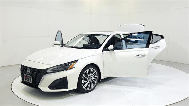 Used 2024 Nissan Altima 2.5 SL image 30