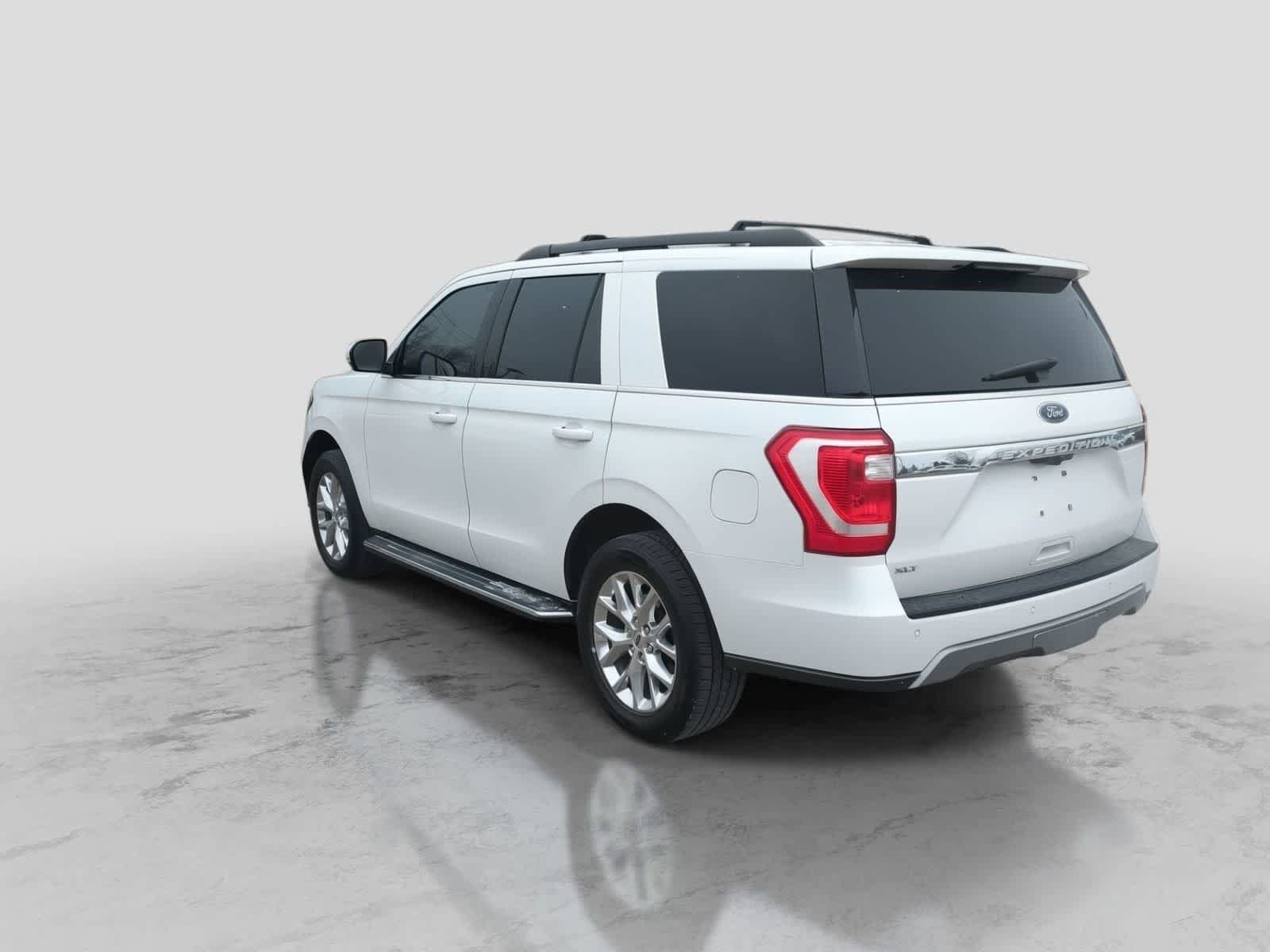 Used 2021 Ford Expedition XLT AWD/4WD image 6
