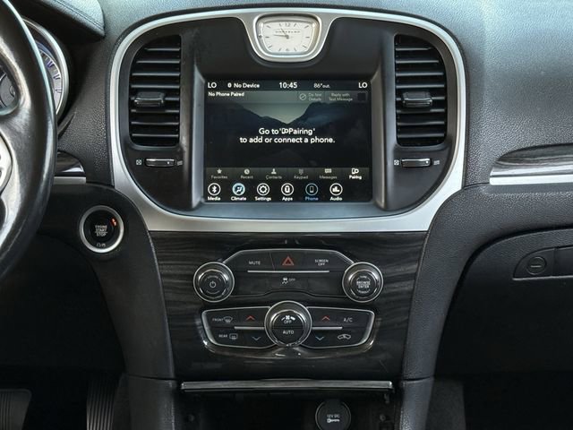 Used 2022 Chrysler 300 Touring w/ Sport Appearance Package RWD image 16
