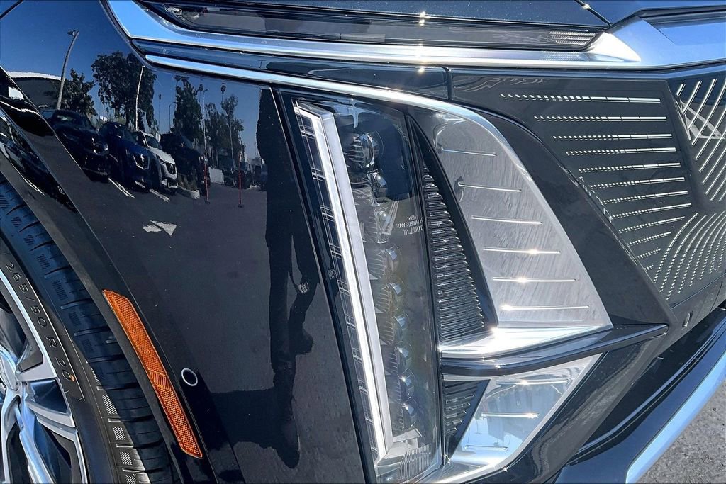 New 2026 Cadillac Lyriq Luxury image 14