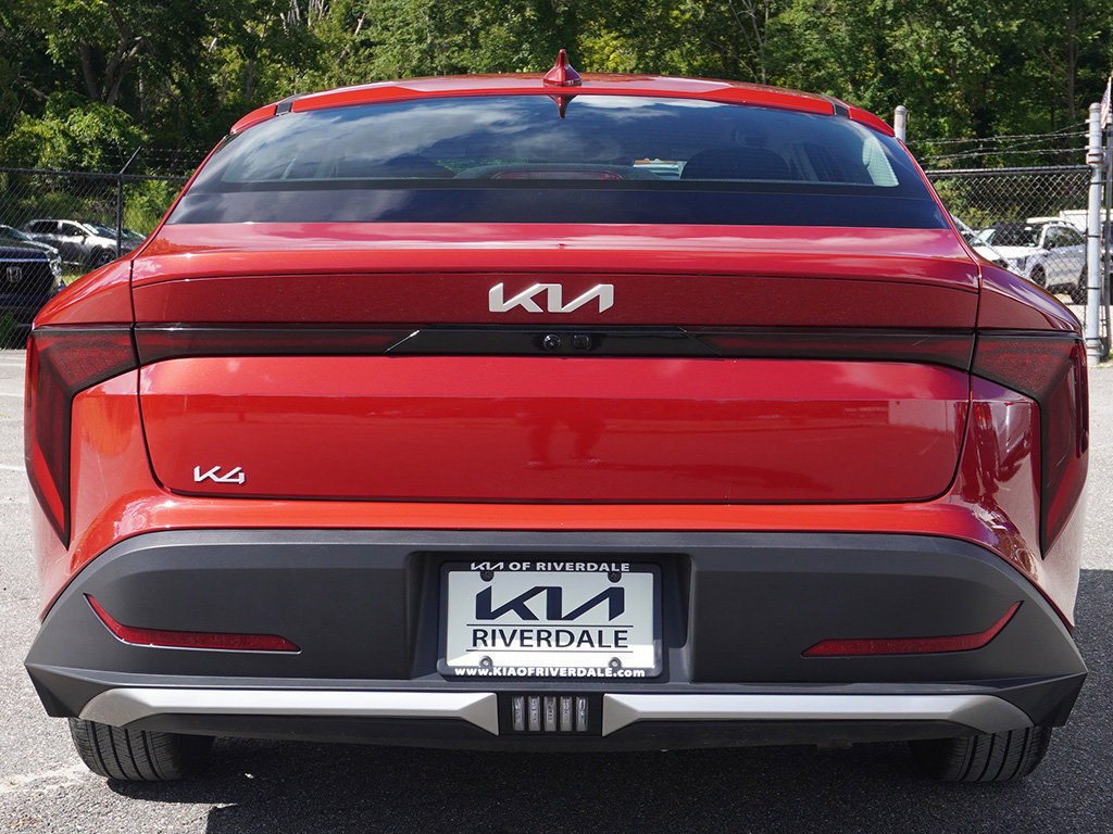 Certified 2025 Kia K4 FWD image 9