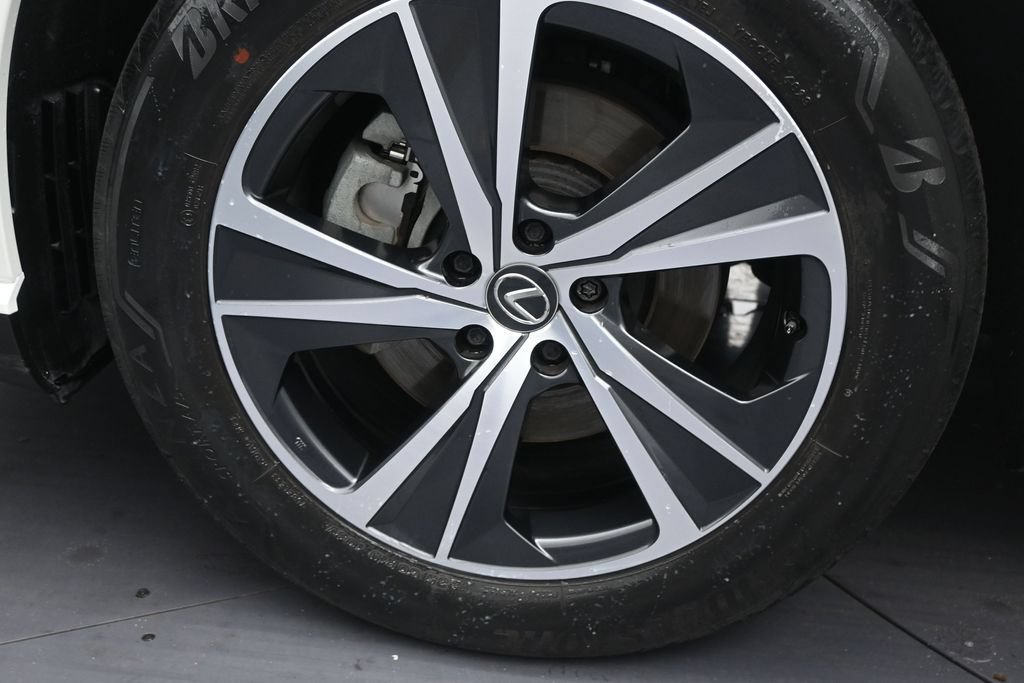 Used 2024 Lexus RX 350 Premium w/ Accessory Package (Z1) FWD image 12