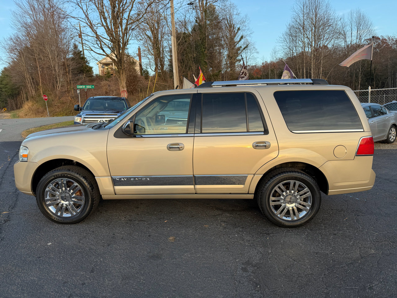 Used 2008 Lincoln Navigator 4WD image 4