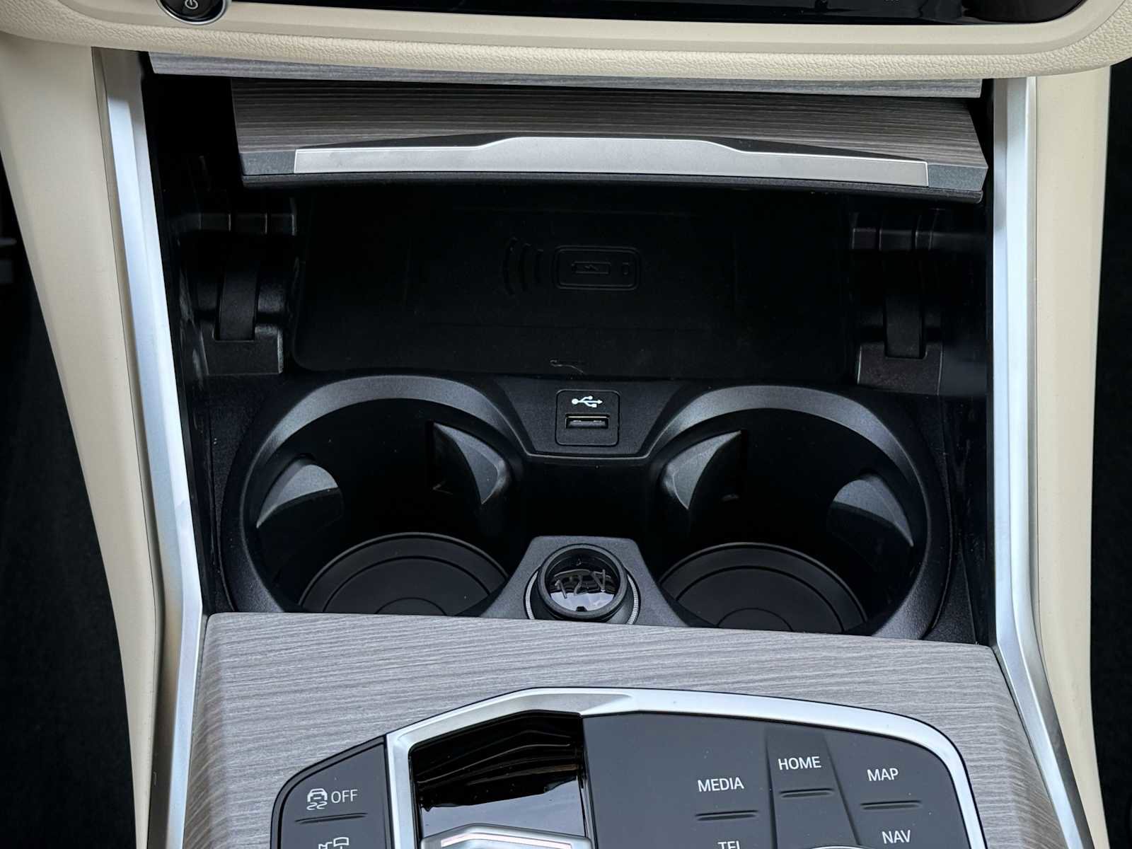 New 2025 BMW 330i xDrive Sedan w/ Premium Package image 20