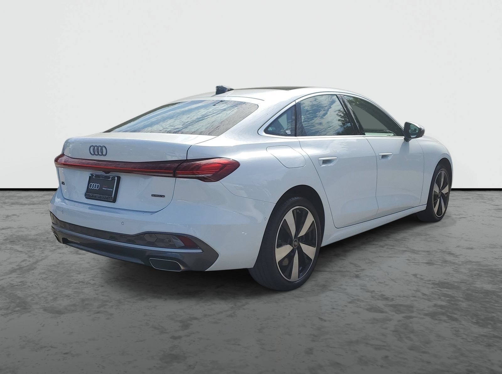 Used 2025 Audi A5 Premium Plus w/ Premium Plus AWD/4WD image 4