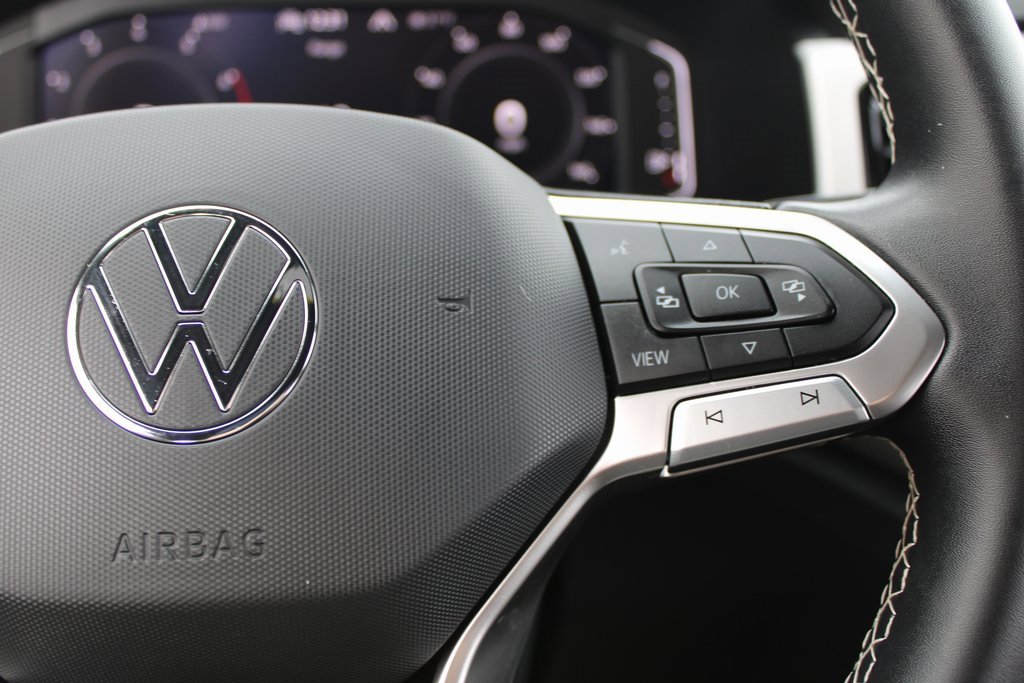 Certified 2023 Volkswagen Atlas Cross Sport SE image 12