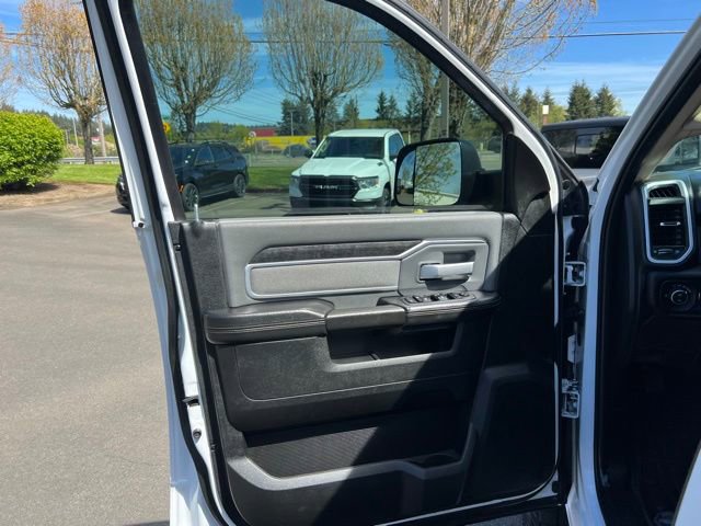 Used 2020 RAM 3500 Big Horn w/ Level 2 Equipment Group AWD/4WD image 13