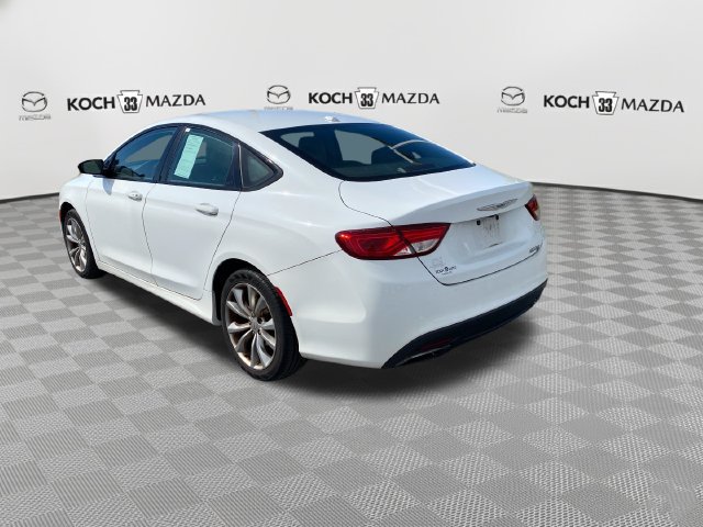 Used 2015 Chrysler 200 S w/ Comfort Group FWD image 6